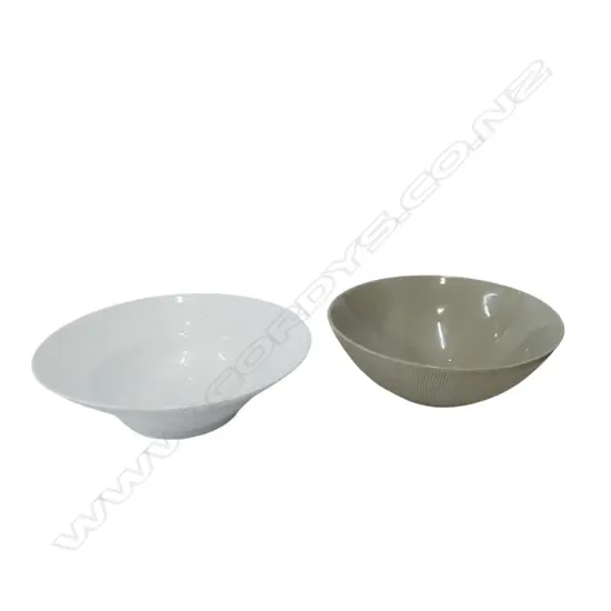 2 LARGE MODERN BOWLS,  LARGEST DIA. 320MM