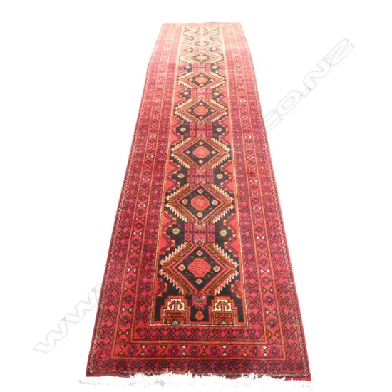 HAND KNOTTED WOOL PILE RUNNER 2900x730mm