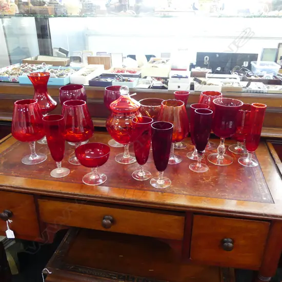 RED ART GLASS H.260mm