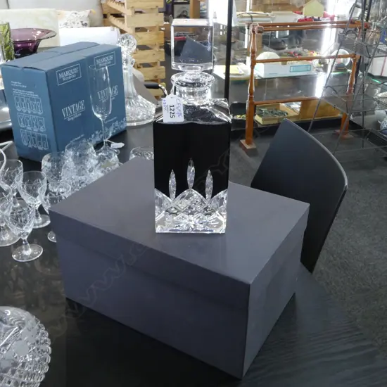 WATERFORD LISMORE BLACK SQUARE DECANTER H.260mm + BOX