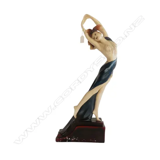 DECO STYLE RESIN FIGURE H.630mm