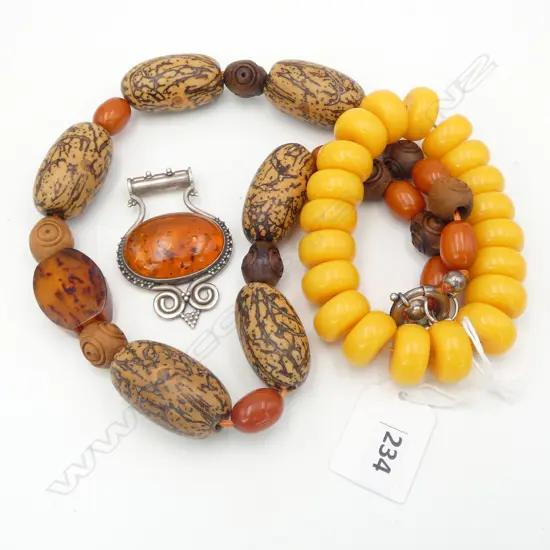 BEAD NECKLACE & BRACELET + SILVER & AMBER PENDANT