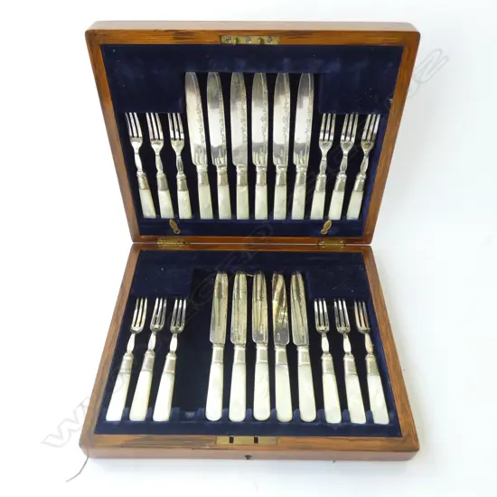 OAK CASED MOP CUTLERY SET missing knife