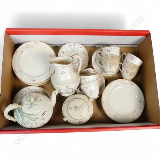 BELLECK BLACK MARK TEASET TEAPOT C/SUGAR 6CUPS 10 SAUCERS 13 SIDEPLATES & TEAPOT STAND