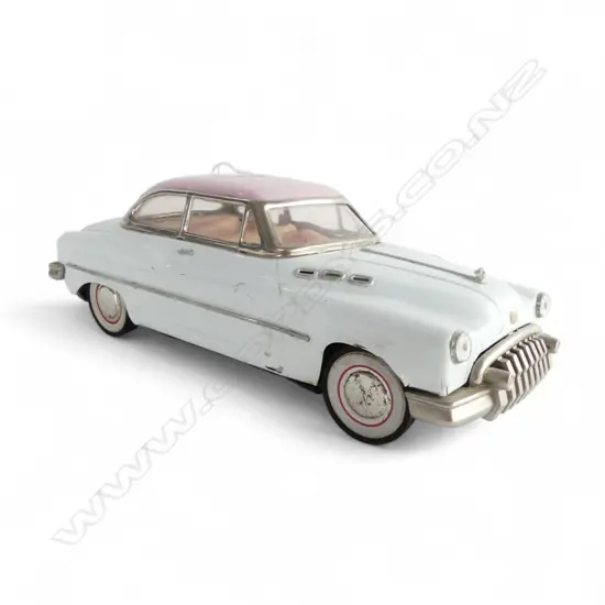 TINPLATE FRICTION DRIVE TOY BUICK ROADMASTER CAR