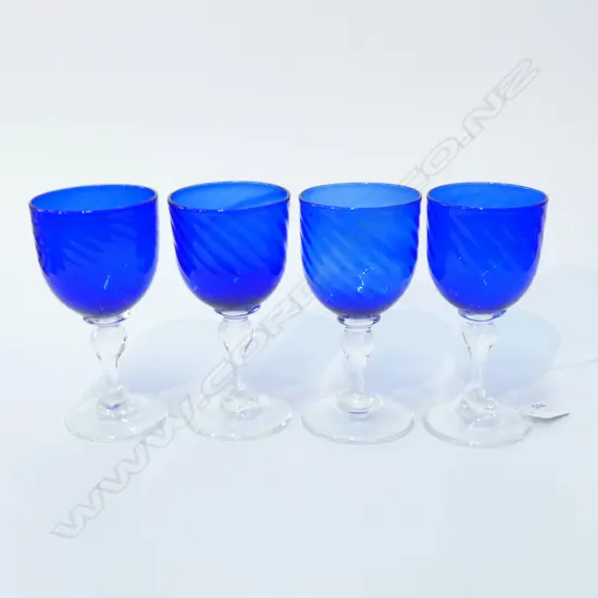 4 GARY NASH BLUE WINE GLASSES '95 H.155mm