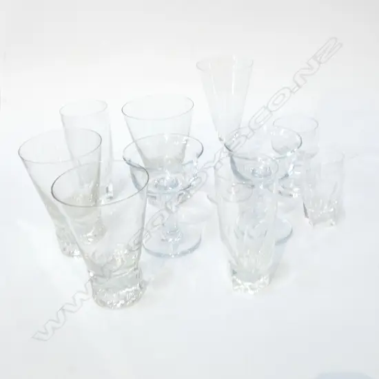 10 1970s/80s CONTINENTAL CRYSTAL GLASSES H.185mm...