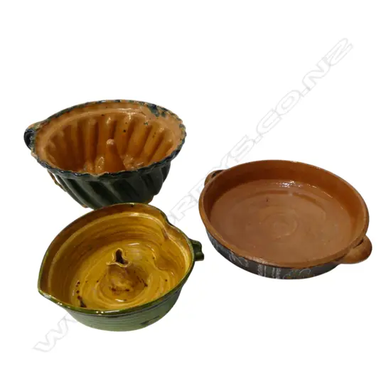 3 PCES POTTERY Incl. FRENCH PROVINCIAL