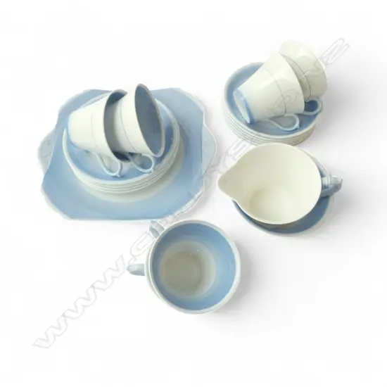SHELLEY CHINA TEASET 6CSPS C/SUGAR & CAKE PLATE BLUE COLOURWAY