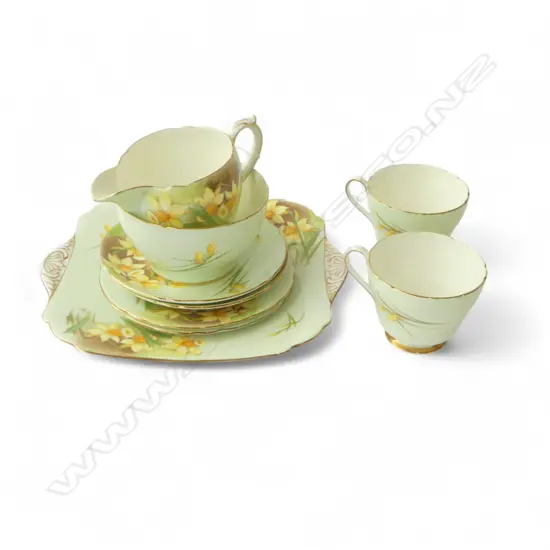 SHELLEY CHINA PART TEASET 2CSPS CAKE PLATE C/SUGAR DAFFODILL PAT