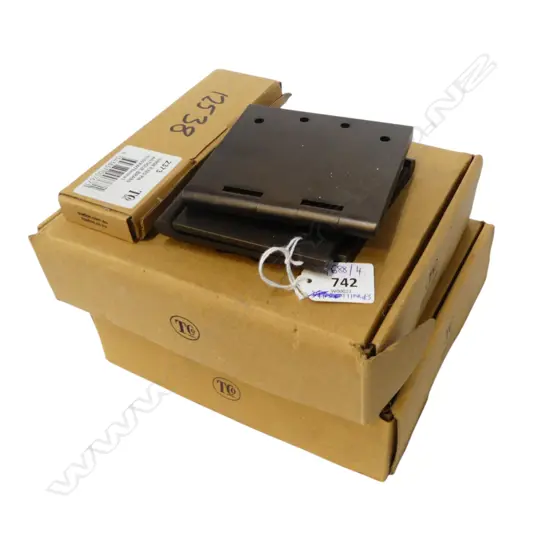 ASST. HINGES IN ANTIQUE BRASS FINISH