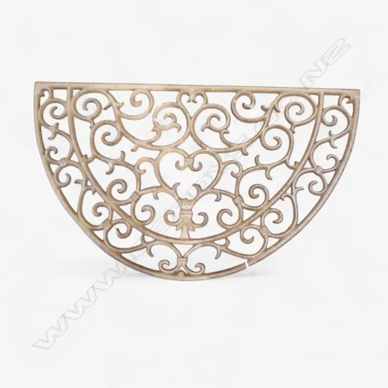 CAST IRON HALF CIRCLE DOOR MAT W.680mm