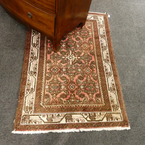 HAND KNOTTED WOOL PILE RUG 1400x950mm