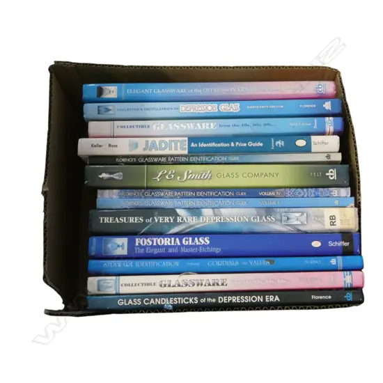 REFERENCE BOOKS; COLLECTABLE / DEPRESSION ERA GLASSWARE