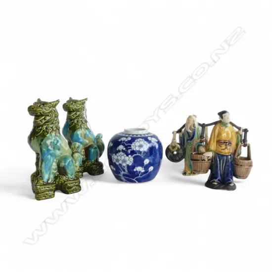 2 ORIENTAL FIGURES, PR TEMPLE DOGS H.180mm + GINGER JAR (ALL FAULTS)