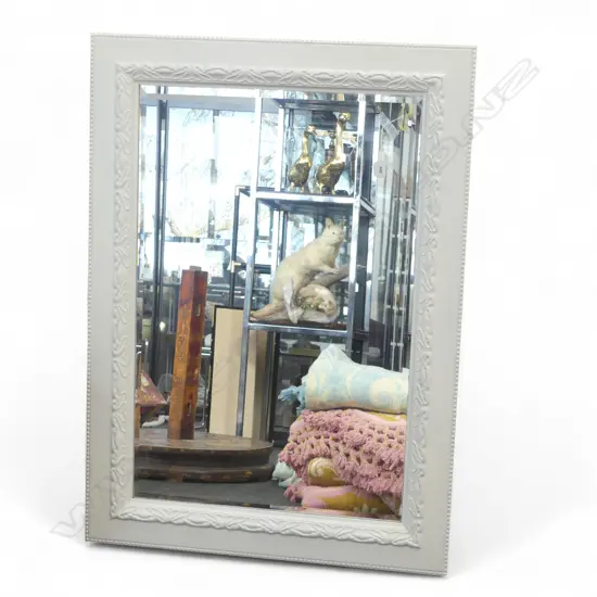 LG MIRROR w. WHITE PAINTED FRAME 800x1110mm