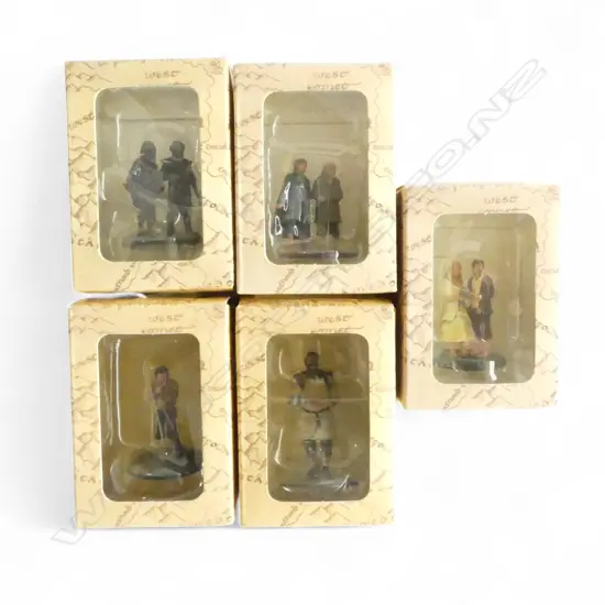 5 'THE LORD OF THE RINGS' METAL COLLECTOR MODELS; BOXED CONDITION, BOX 70x50x1000mm