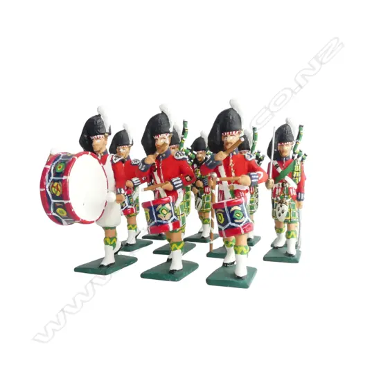 11 PCE PIPE & DRUM LEAD BRITISH SOLDIER MARCHING BAND