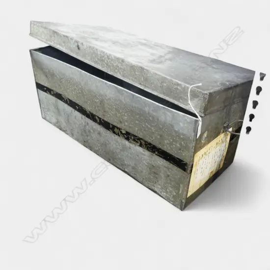 VINTAGE JAPANESE 'GAN BRAN' KIMONO BOX 750x390x300mm