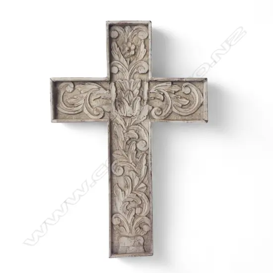 CARVED WOODEN CROSS 645x425mm