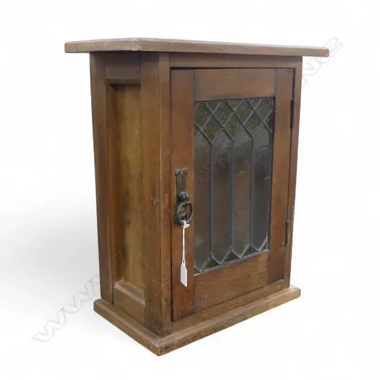 VINTAGE OAK LEADLIGHT CABINET H500 W420MM