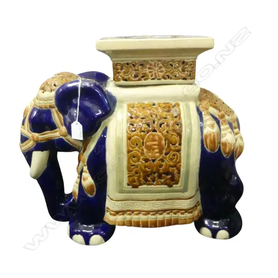 ELEPHANT STOOL H.435mm