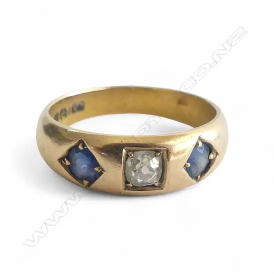 18CT SAPPHIRE AND DIAMOND BAND 4.19gms