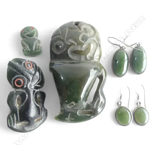 3 POUNAMU GREENSTONE TIKI H.70mm (LARGEST AF) + 2 PRS 925 EARRINGS