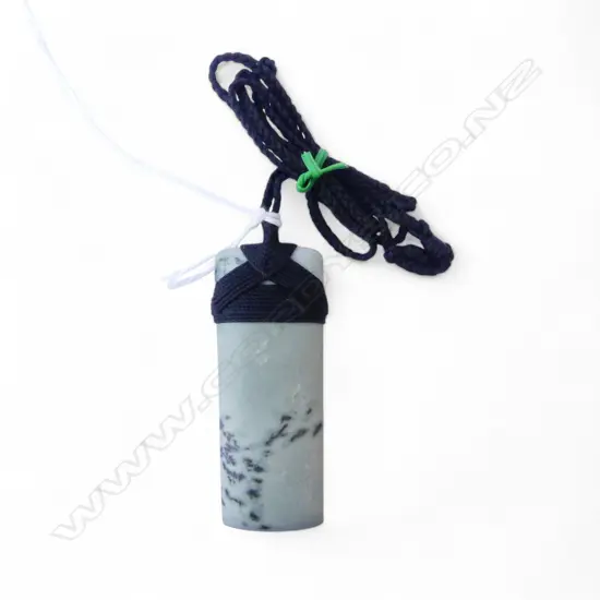 KOKOPU STONE HEI TOKI (with woven cord) L.60mm