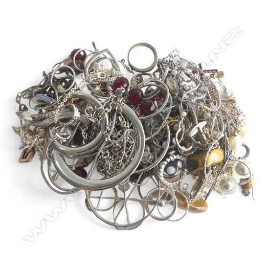 COSTUME EARRINGS ETC