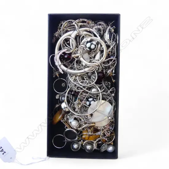 COSTUME JEWELLERY, SOME STG