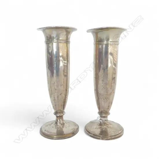 PR STG SILVER VASES BOTH WITH DENTS H.170mm