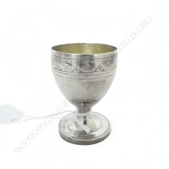 LONDON 1799 SILVER PEDESTAL EGG CUP engraved 37.4gms 