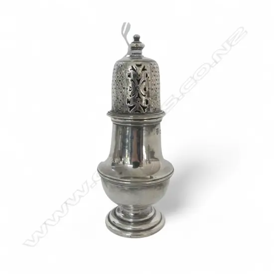 Chester 1901 SILVER BALUSTER PEPPERETTE 81.6gms