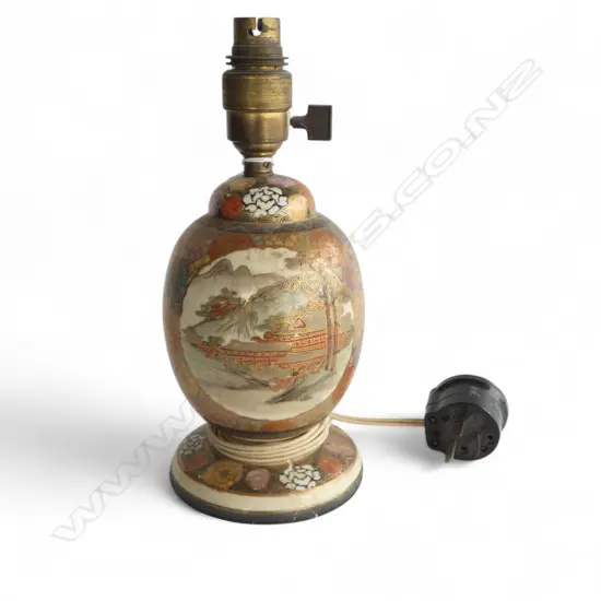 OLD JAPANESE SATUSUMA TABLE LAMP H.260mm old repaits to base 