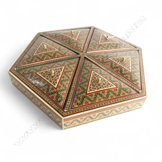 INLAID HEXAGONAL BOX 390mm dia