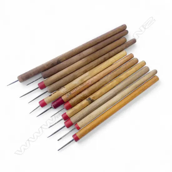 11 VINTAGE JAPANESE WOODWORKING TOOLS