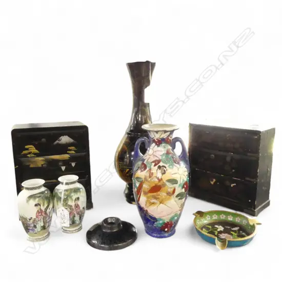 8 PCES. ORIENTAL; SATSUMA VASE (small chip), CLOISONNE ASHTRAY, 2 LACQUER JEWELLERY BOXES, etc