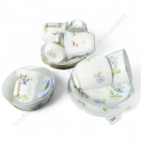 5 SHELLEY CHINA MATCHING C/SS & 2 SHELLEY CSPS & SUGAR BOWL
