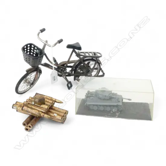 3 PCES, BIKE L.280mm, BULLET ART, TANK MODEL