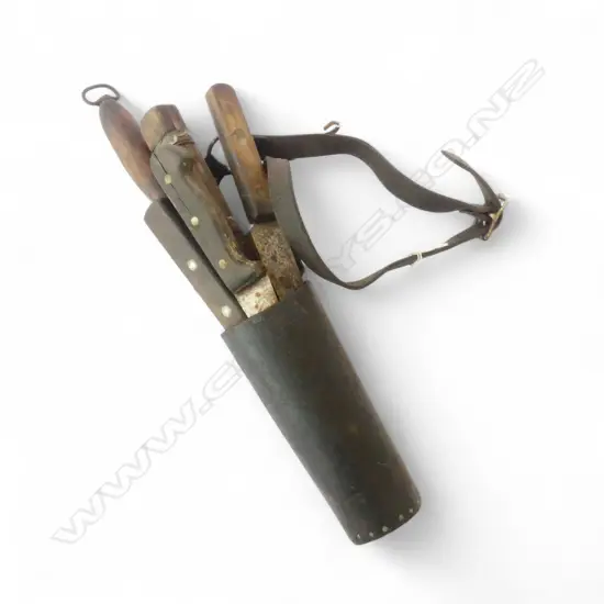 VINTAGE BUTCHERS POUCH & VINTAGE BUTCHERS FILLET KNIVES