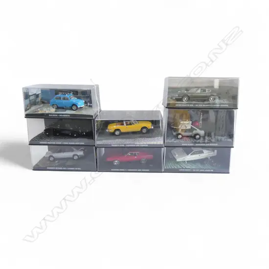 8 JAMES BOND 007 MODEL CARS, BOXED L.150mm