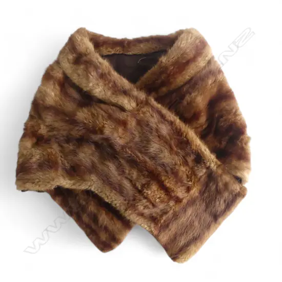 FUR STOLE