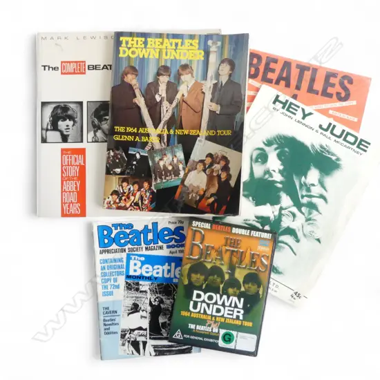 COLLECTION ASST. BEATLES Incl. DVD, BOOKS, etc