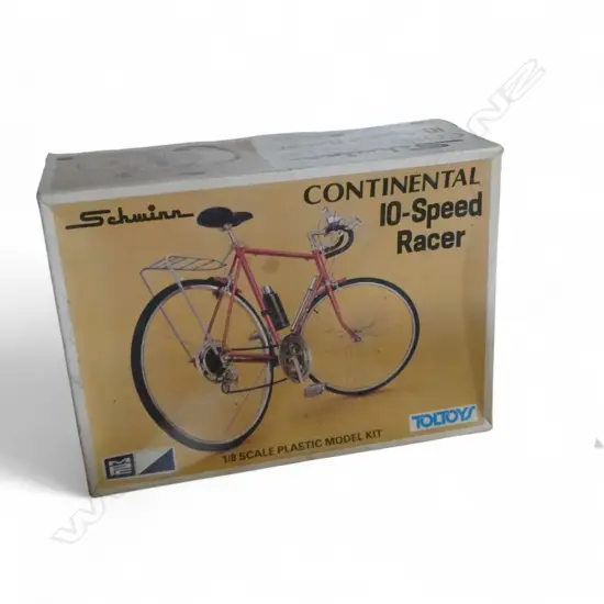 BOXED TOLTOYS SCHWINN CONTINENTAL 10-SPEED RACER MODEL
