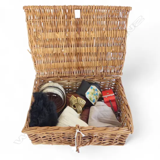 CANE BASKET L320 4 FASHION BELTS & 4PRS LADIES GLOVES