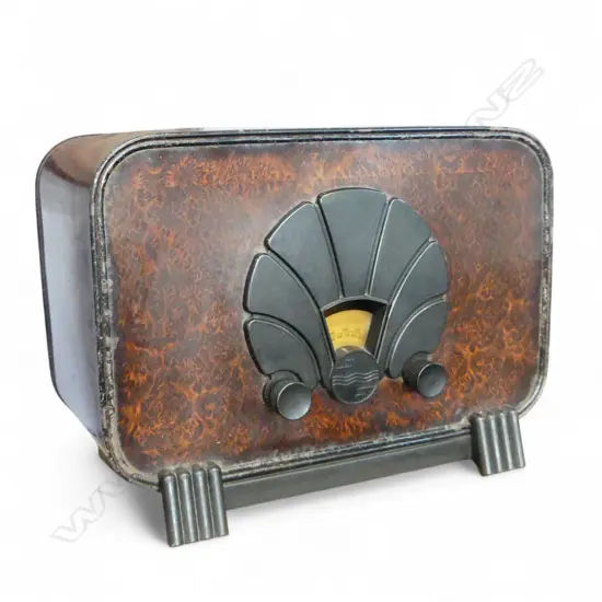 PHILLIPS 820A 1931-1932 RARE VALVE RADIO apparently only made for 1 year Ex. Dutch immigrant family