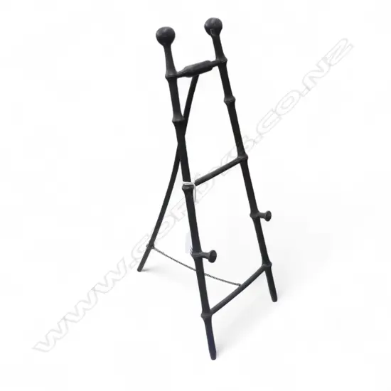 VINTAGE ARTS & CRAFTS BAMBOO STYLE CARVED KAURI MINITURE EASEL H360MM