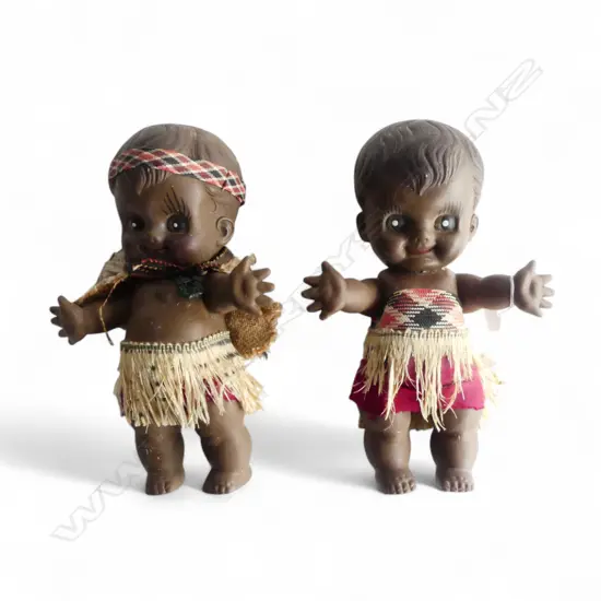2 VINTAGE MAORI DOLLS H.270mm