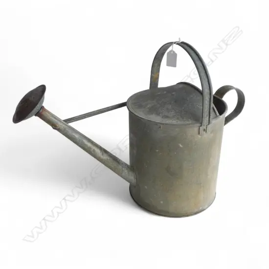 VINTAGE METAL WATERING CAN H.375mm